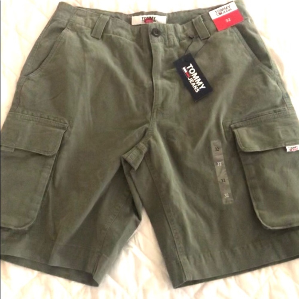 men's shorts, Tommy Hilfiger, color green, size 32 new